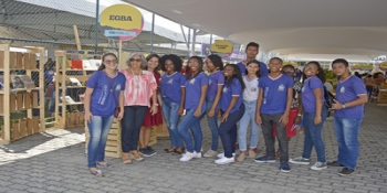 Egba leva estudantes de escolas púbicas estaduais ao Flin